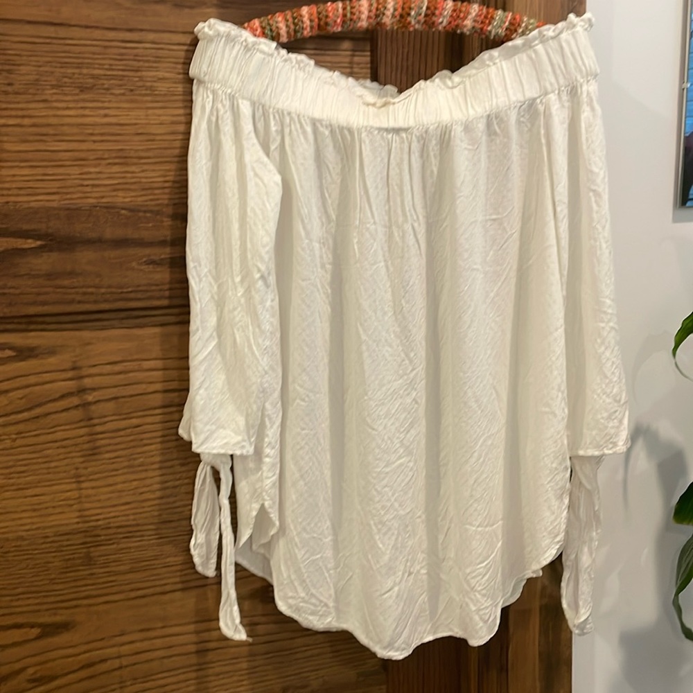 H&M off the shoulder top